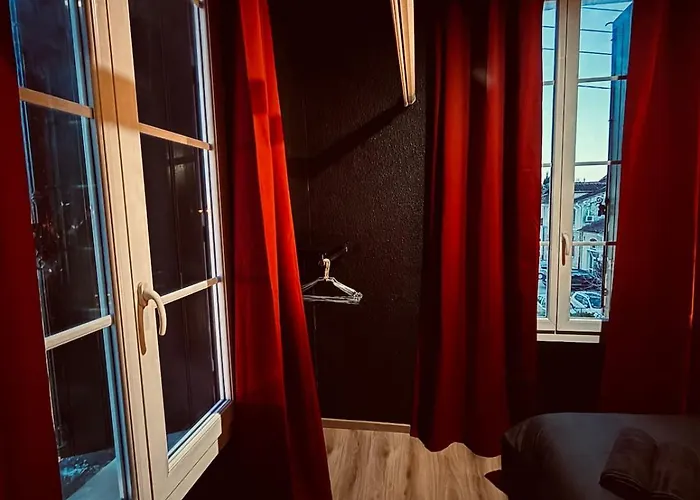 Cine Cinema Netflix Experience