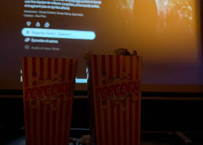 Cine Cinema Netflix Experience Apartamento